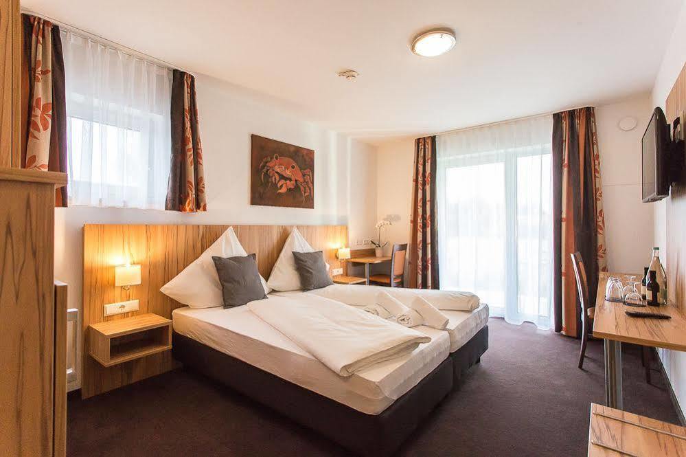 Schaefer Boardinghouse Aparthotel Gröbenzell Kültér fotó